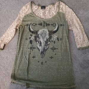 Daytrip Bull Skull Shirt with Lace Sleeves